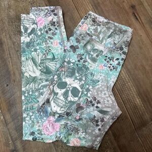 Evolution and Creation Skull and Floral Yoga Pants Sz M goth fairycore